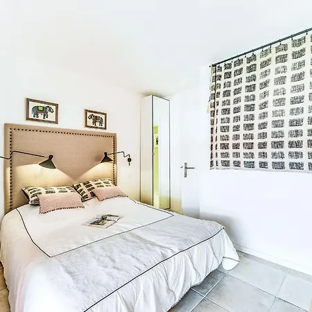 Les Patios-2 By Interhome *